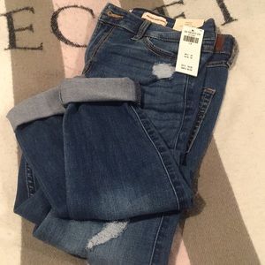 🔥$20 SALE BRAND NEW WITH TAGS HIGH RISE SKINNY🔥